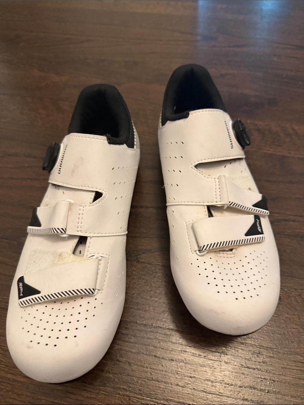 Shimano White Road Cycling Shoes with BOA Dial